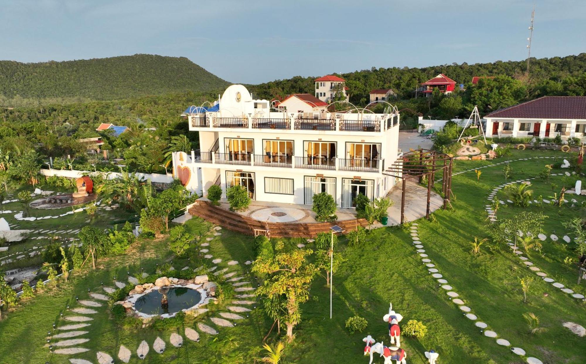 Thmorda Resort Koh Rong Sanloem Dış mekan fotoğraf